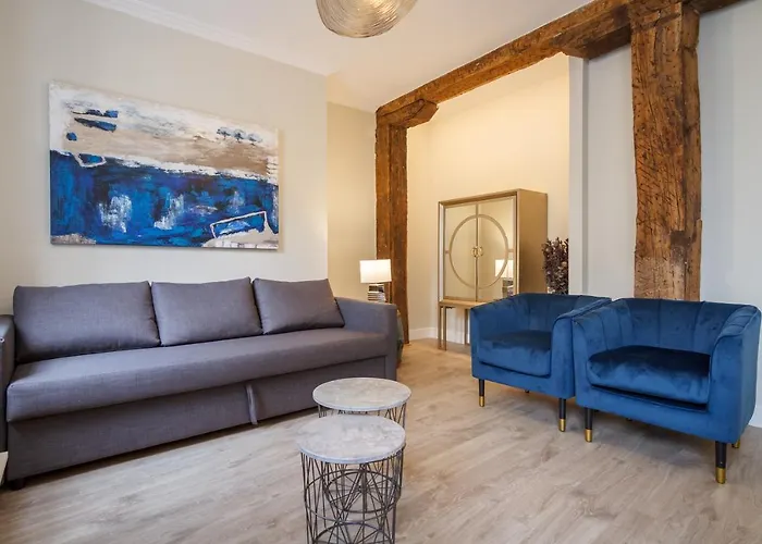 Paseo Del Arenal En El Casco Viejo *