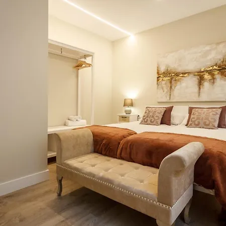 Paseo Del Arenal En El Casco Viejo *