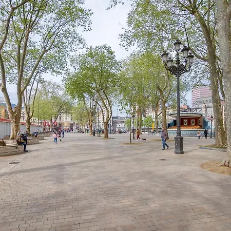 Daire Paseo Del Arenal En El Casco Viejo