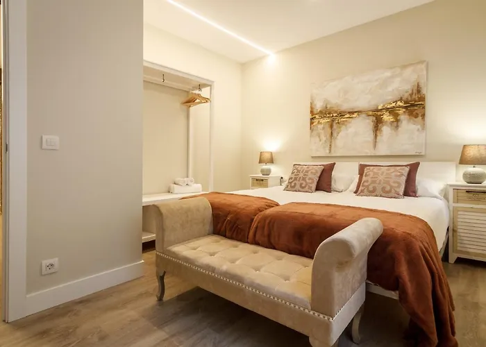 Paseo Del Arenal En El Casco Viejo *